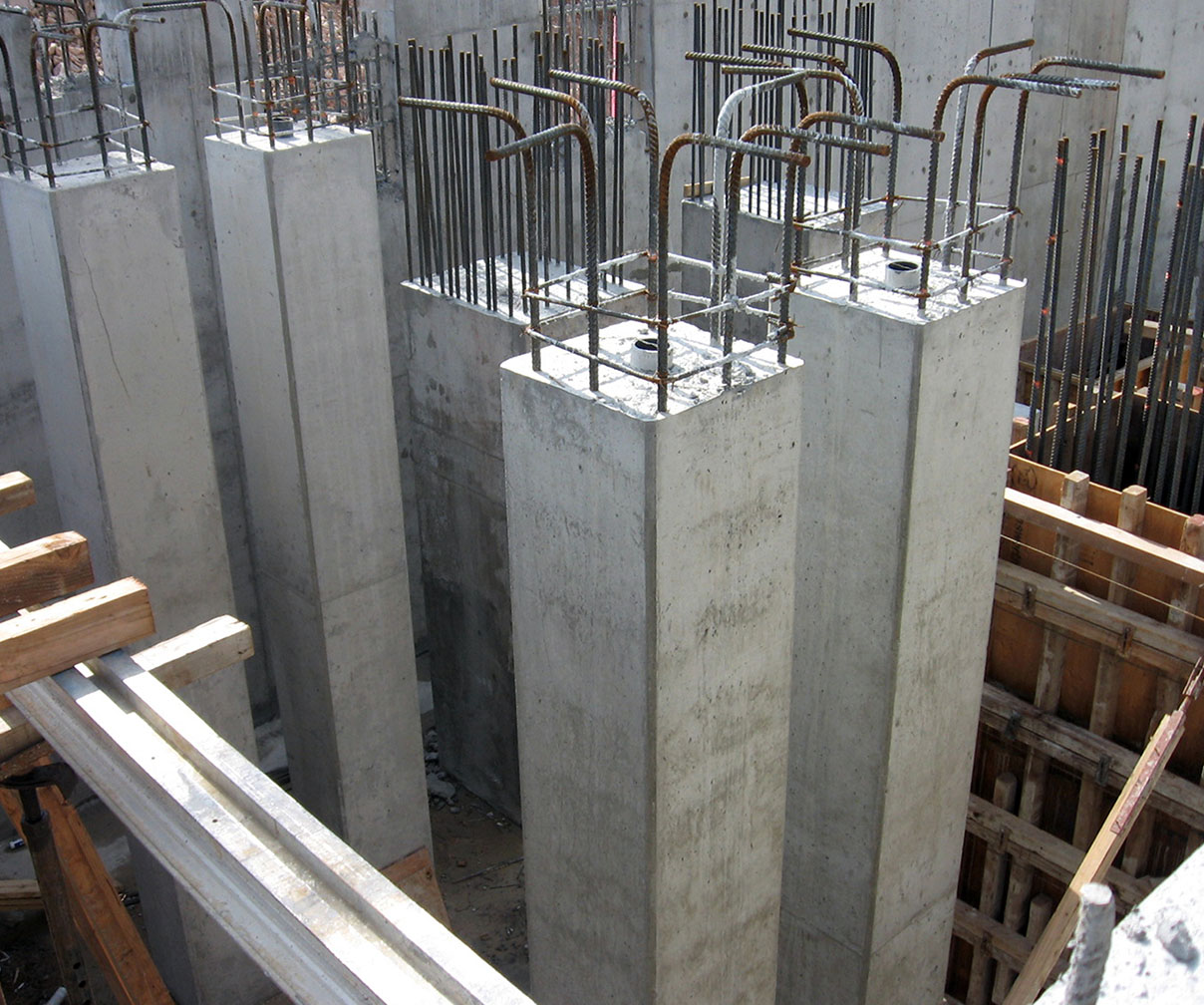 construction pillars