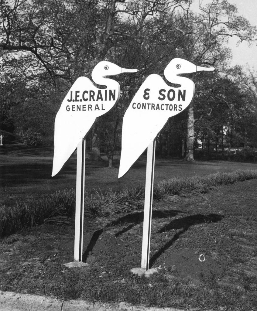 J.E. Crain & Son General Contractors sign