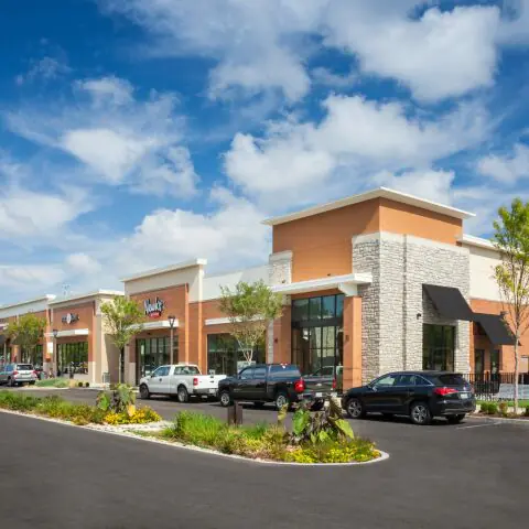 Street view of Brentwood City Park shopping complex.
