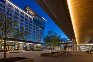 bna hilton hotel nashville exterior