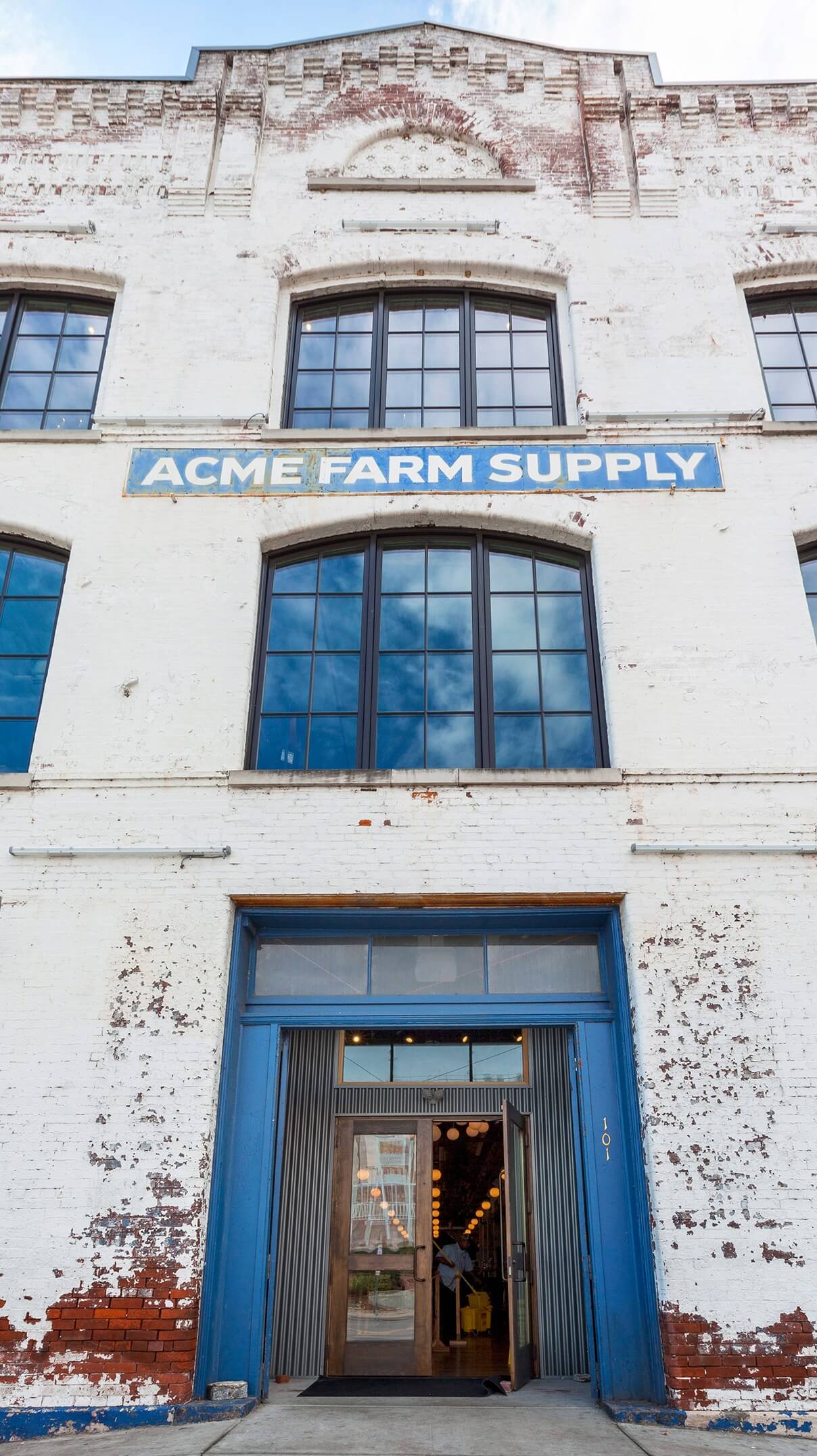 Acme Farm Supply Exterior