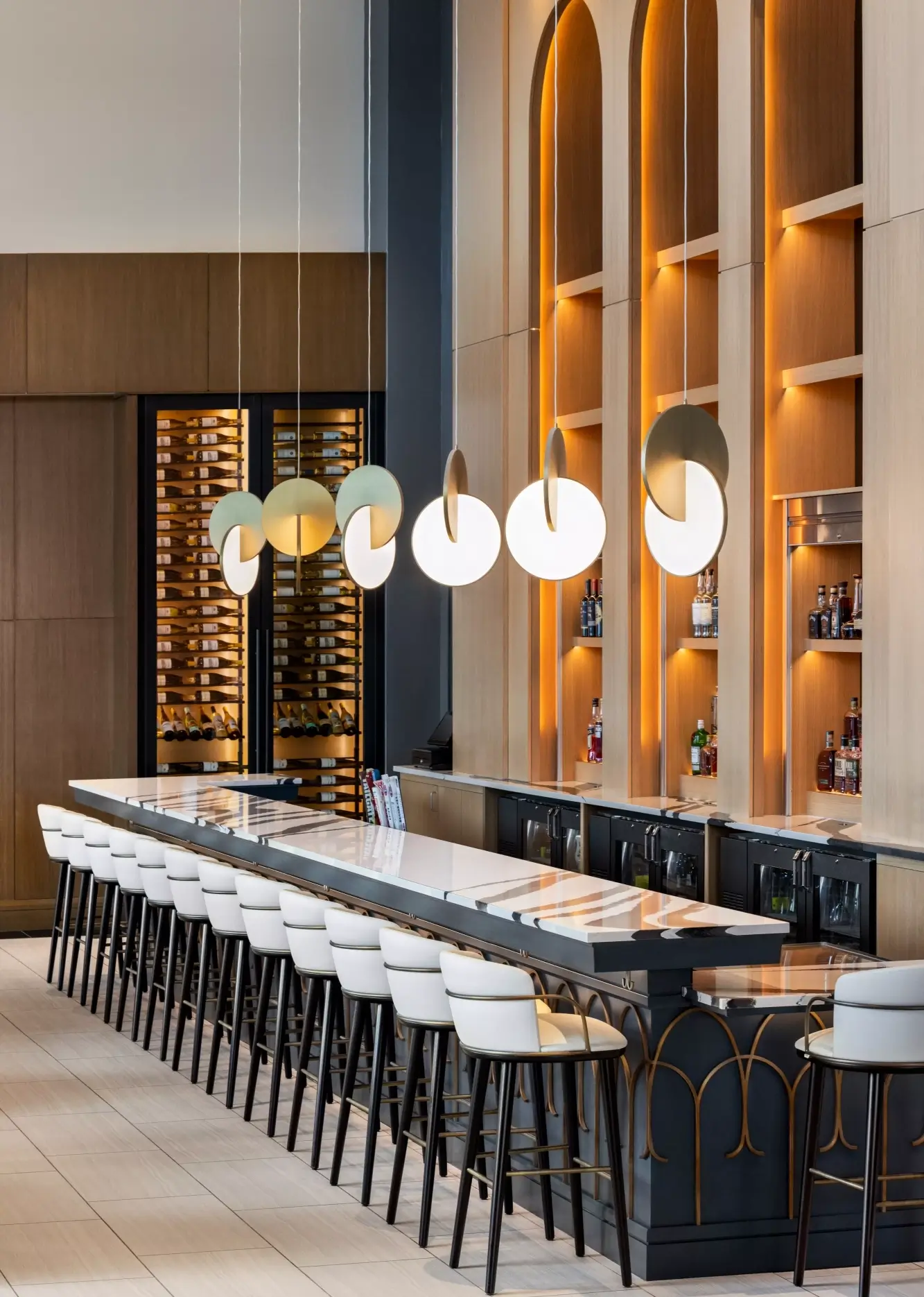 bna hilton hotel bar nashville