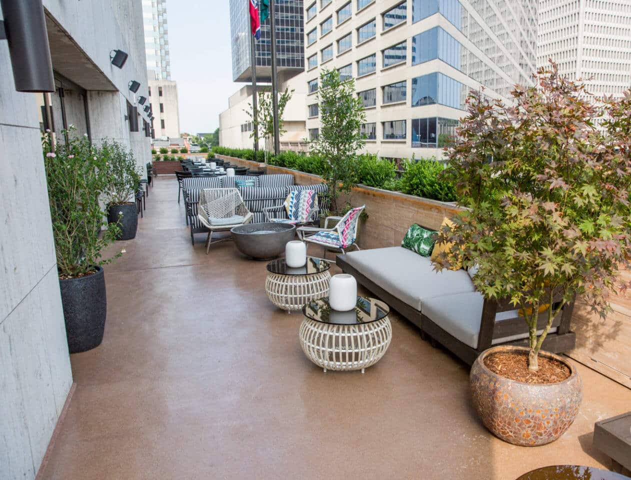 fairlane hotel outdoor patio seating