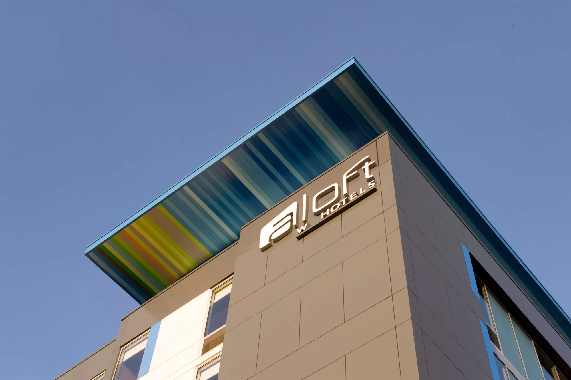 aloft hotel building exterior